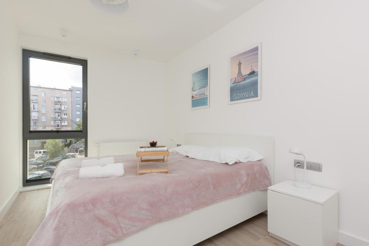 Apartment Awanport Gdynia Zeromskiego By Noclegi Renters Exterior photo
